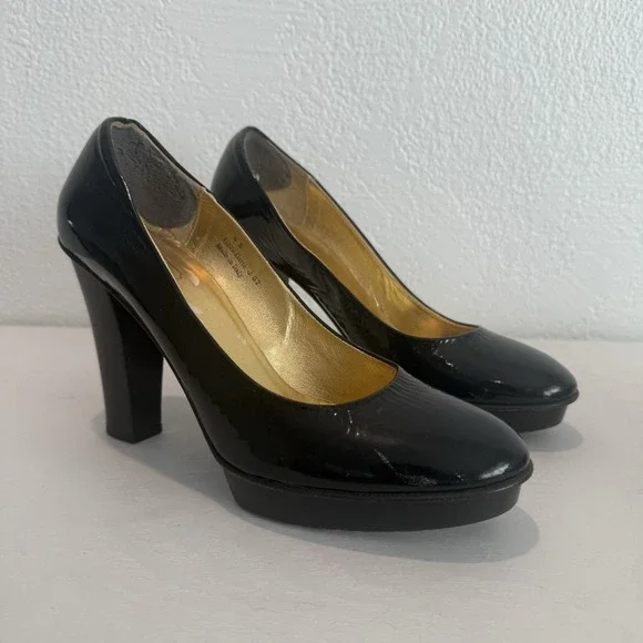 Vintage Coach Womens Pump Size 9 Black Patent Block Heel Platform Shoe Mob Wife - Picture 1 of 13